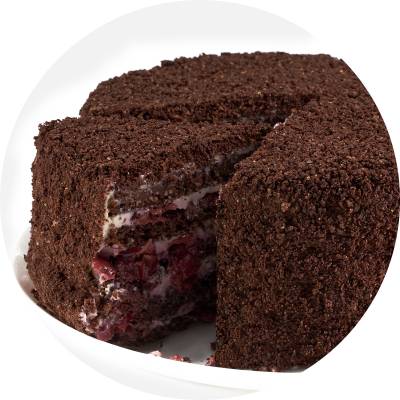 Шоколадный медовик с вишней